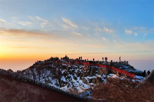 泰山天气,山巅之上的四季交响曲 泰山天气,山巅之上的四季交响曲